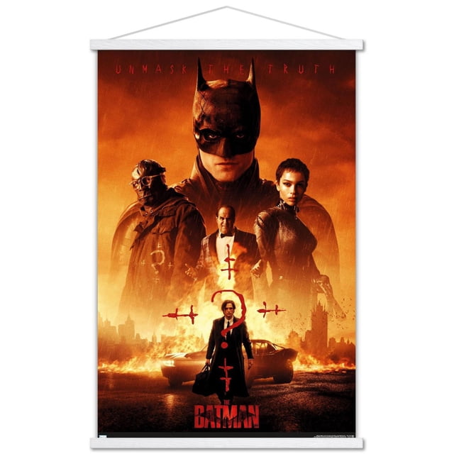 DC Comics Film The Batman - Affiche Murale sur une Feuille, 22,375 Pouces x 34 Pouces Encadrée, Mettant en Vedette la silhouette de Batman sur un Fond orange Foncé avec Trois Personnages à l'Avant Marqués de Points d'Interrogation Rouges et de Symboles. un Paysage Urbain en Feu et une Voiture vintage Apparaissent derrière. le Slogan « Unmask The Truth » Est en Haut, avec « The Batman » Titre en Rouge au Bas. Cette Affiche Encadrée à Fini Satiné Est Légère et Facile à
