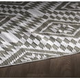 thumbnail image 5 of Erbanica Tapis en Plastique Réversible à Bande Rouge Moroccan Intérieur Extérieur 5 Pieds x 8 Pieds, 5 of 5