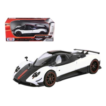 Pagani Zonda 5 Cinque White/Black 1/18 Diecast Car Model by Motormax