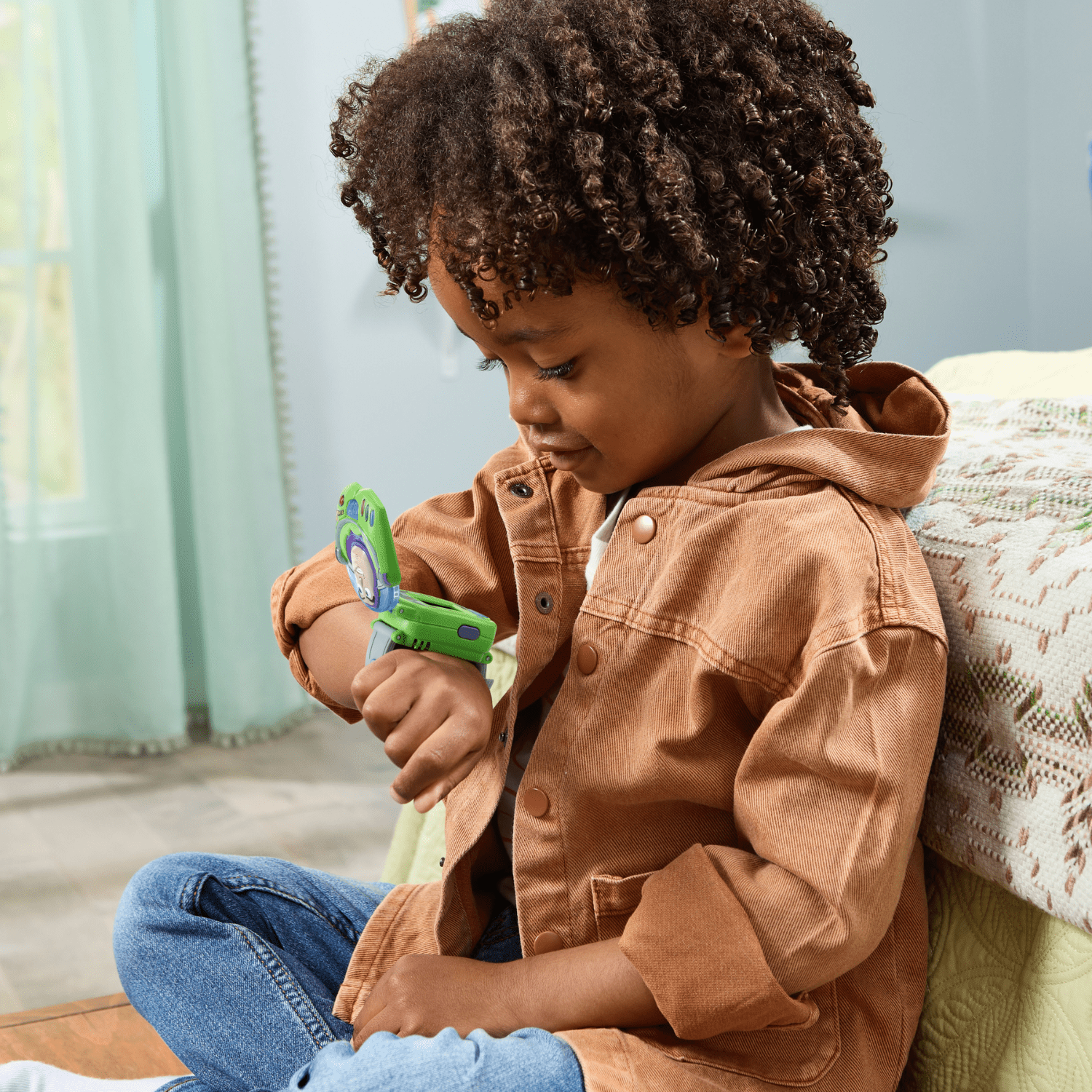 VTech Toy Story 5 La montre jeu éducative de Buzz Disney/Pixar avec mots en espagnol pour les enfants - Version anglaise, 3+ Ans