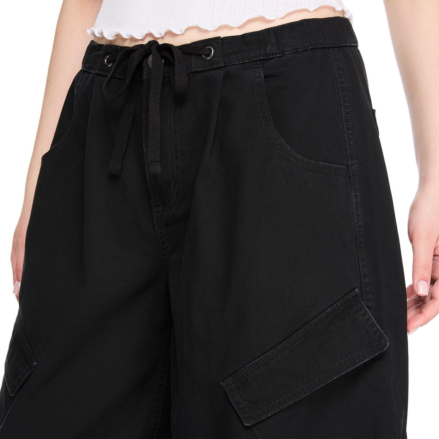 No Boundaries Women's Tie Waist Wide Leg Barrel Cargo Pant