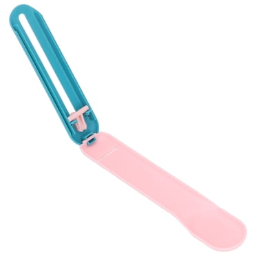 Cat Snack Spoon, Cat Treat Squeeze Spoon Exquisite PP Plastic Reliable Convenient For Watering Blue Spoon With Pink Handle