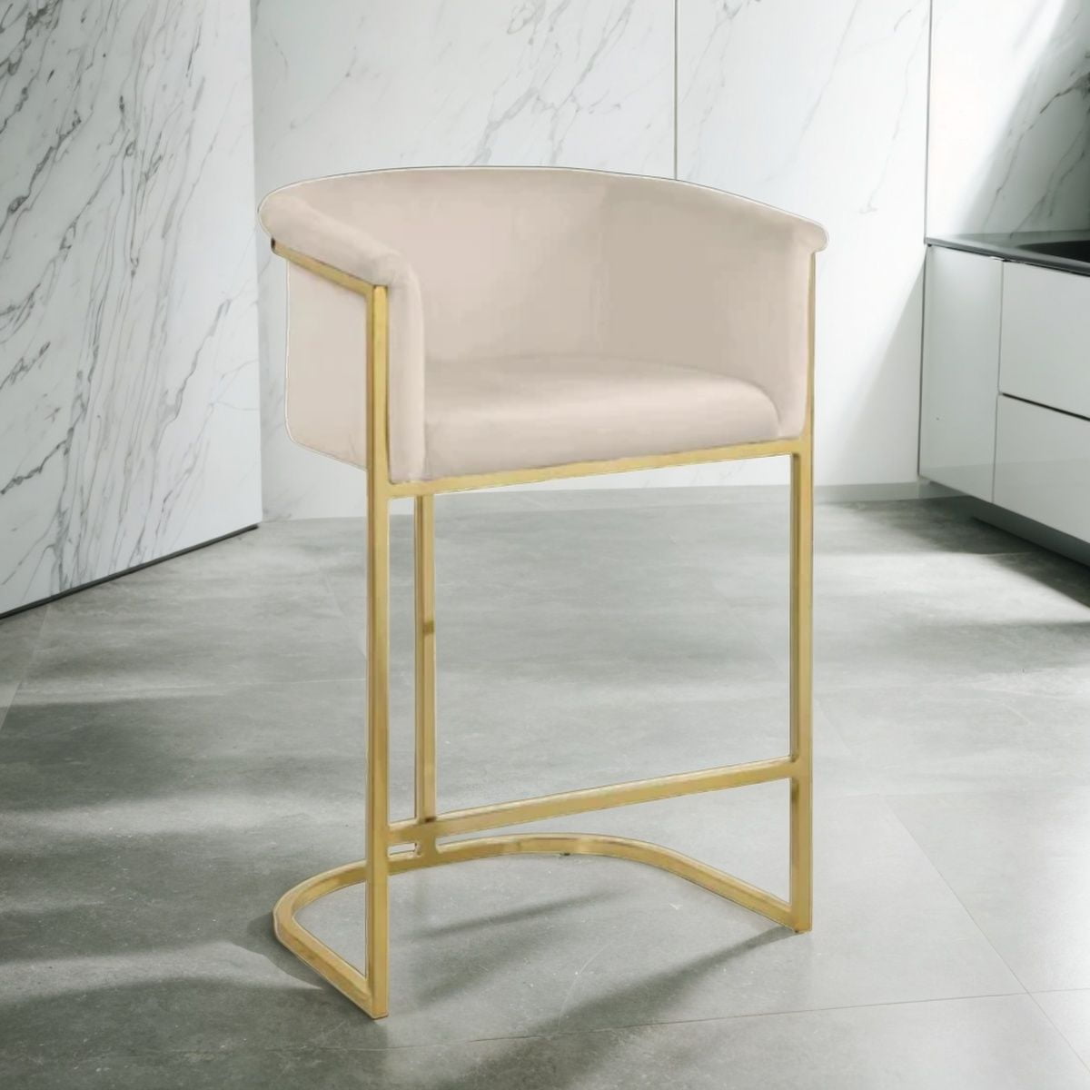 Tabouret Kanye Velvet en velours et acier dans une finition or brossé LOT DE 2