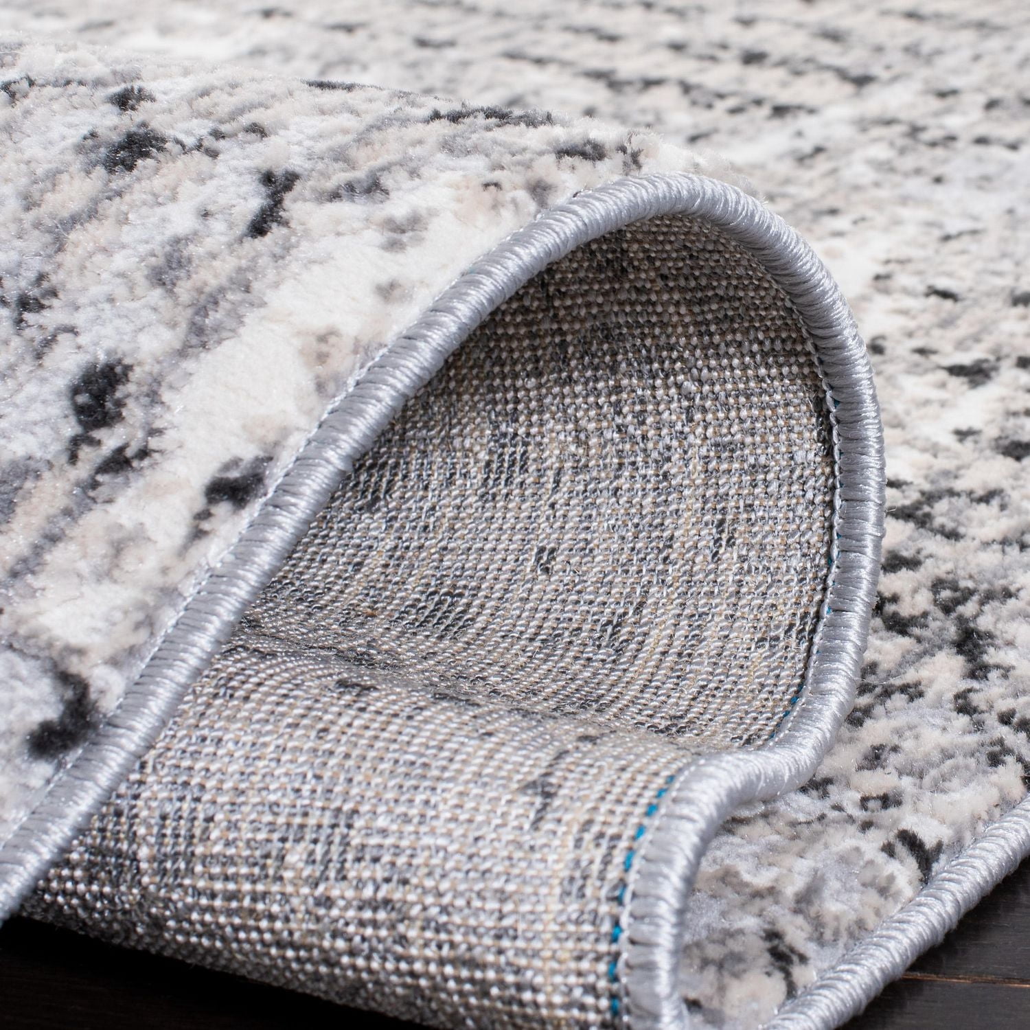 Safavieh Lagoon Lance Abstract Area Rug