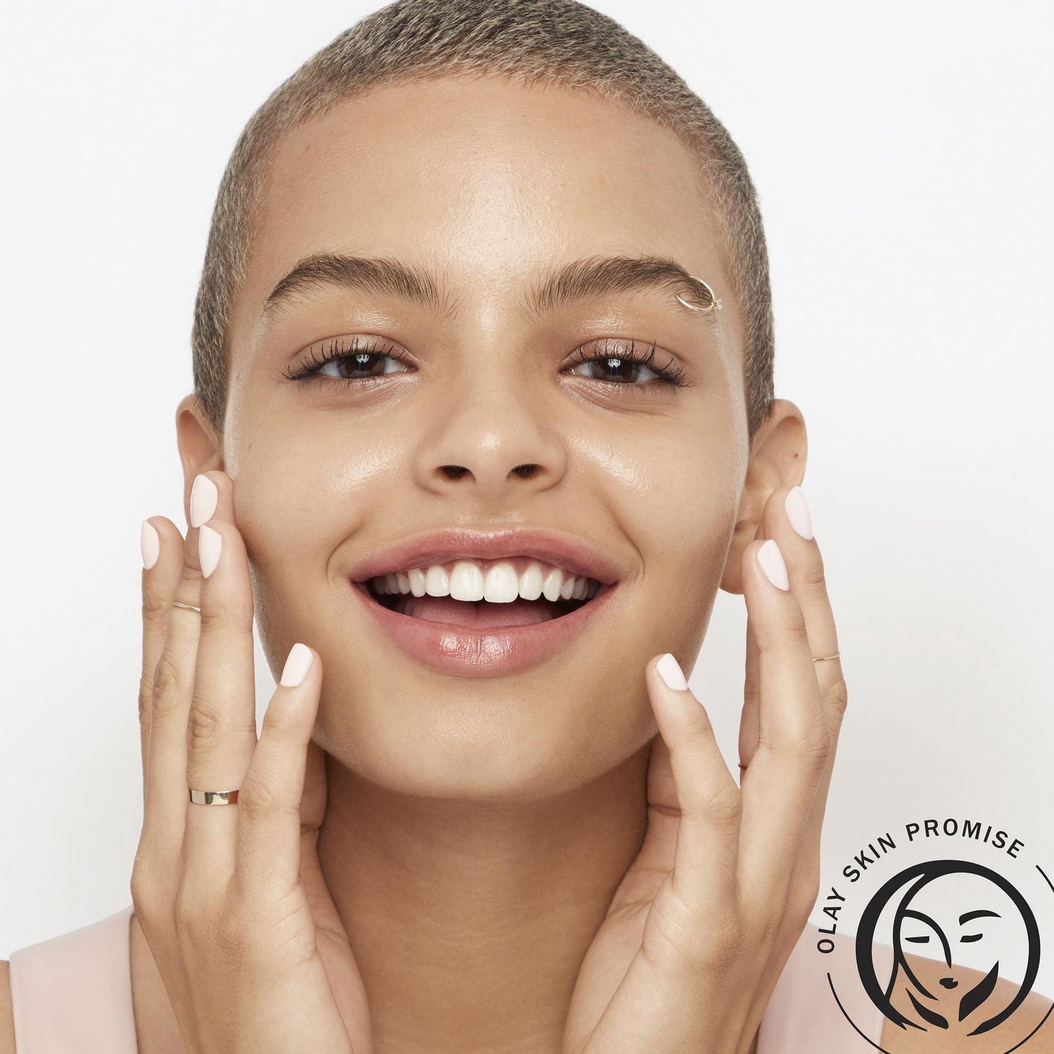 Olay Total Effects Nettoyant Moussant Revitalisant pour le Visage