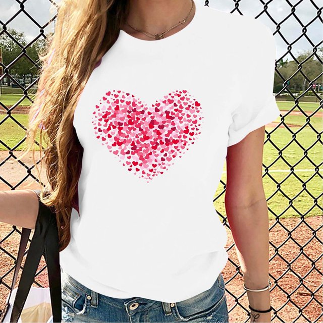 YLHFASHION T-Shirts de la Saint-Valentin pour Femmes 2025 Décontractés à Col Rond à Manches Courtes T-Shirts Mode à Imprimé Graphique de Cœur Hauts Tee Liquidation T-shirt à Manches Courtes pour Femmes