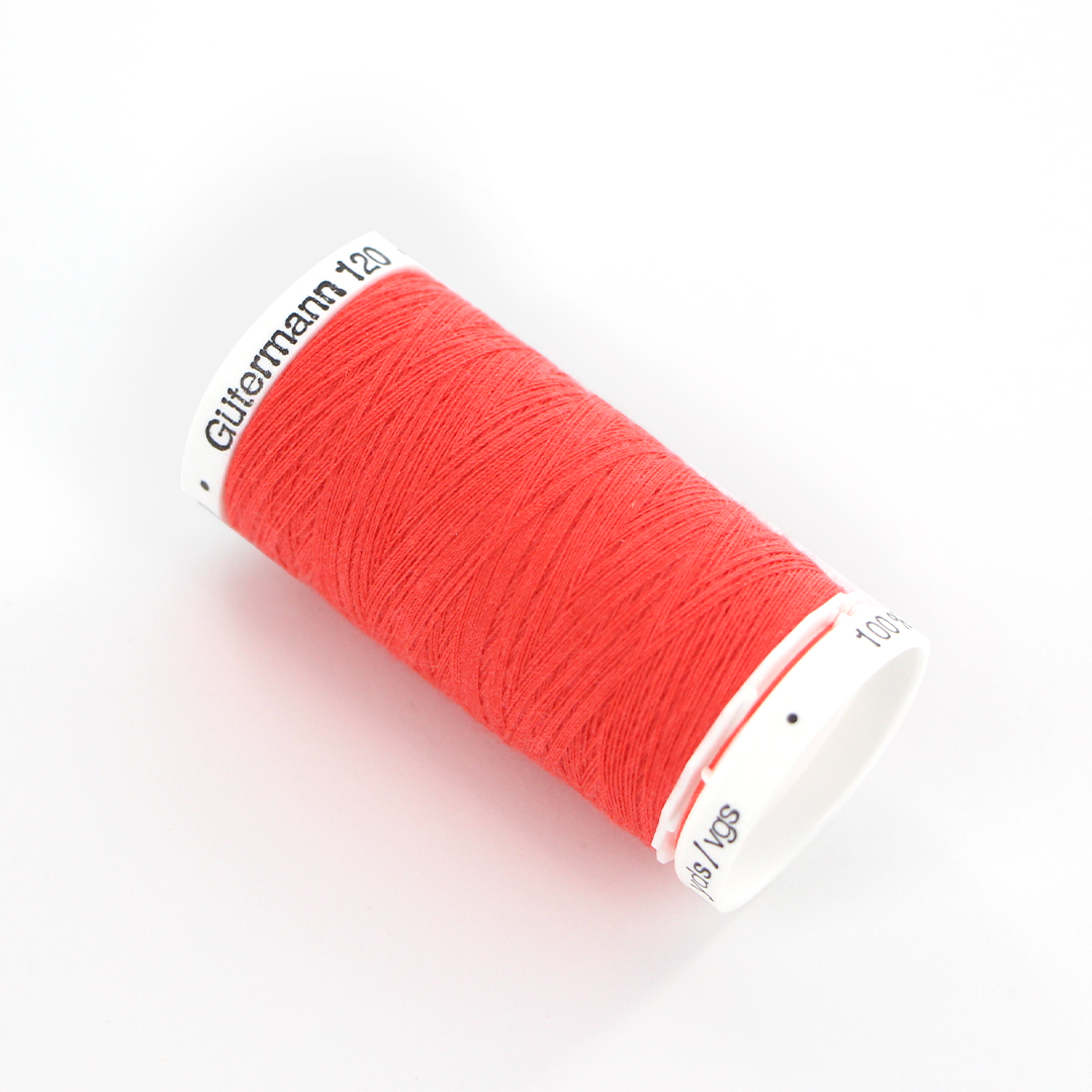GÜTERMANN 120 Sew-All 100 % polyester fil Spool, 274 m (300 yd)