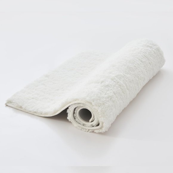 CozeCube White Bath mats 24" x 16", Non Slip Shaggy Bathroom Rug, Ultra Soft Machine Washable Plush Pile Rugs, Fluffy Microfiber for Bedroom