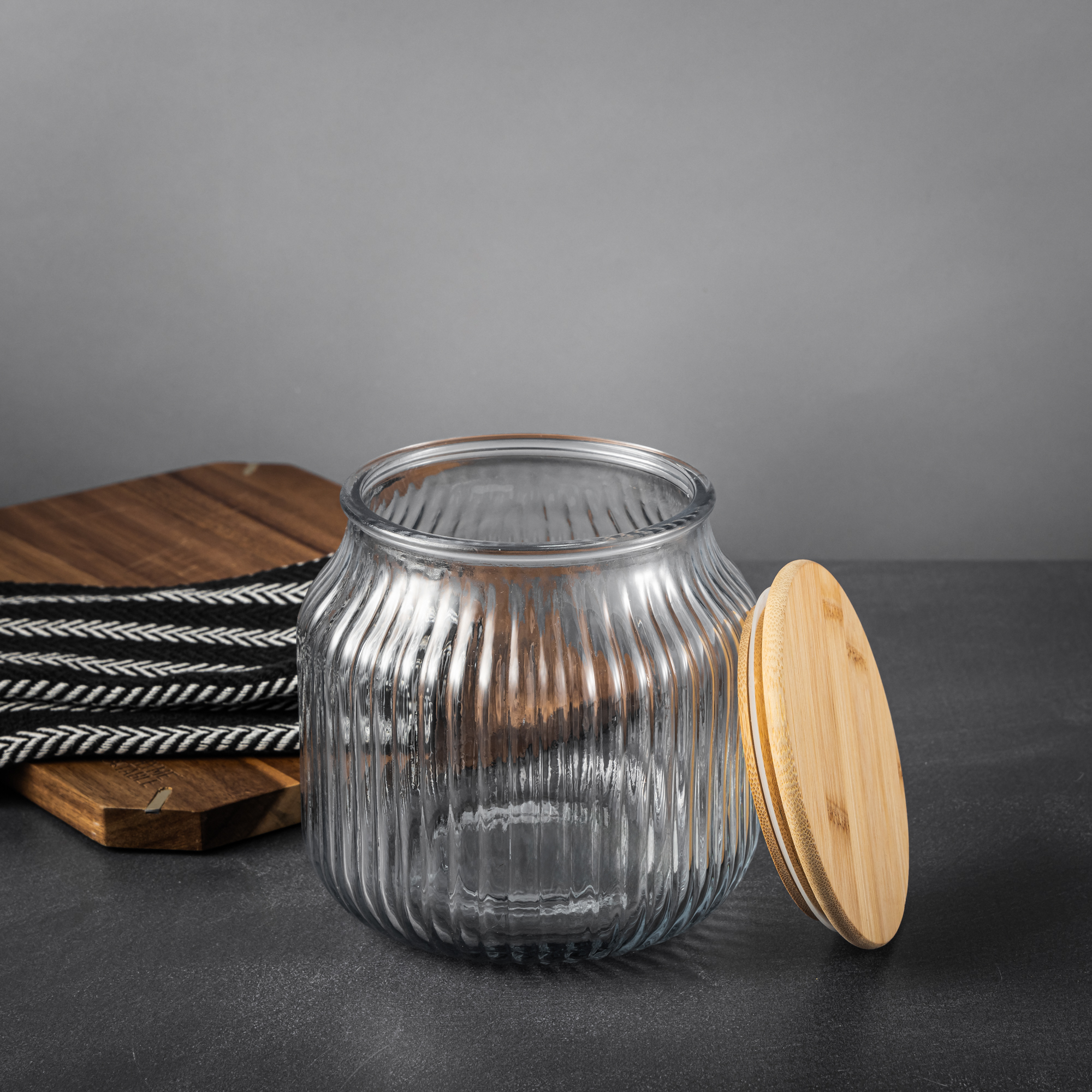Petit pot en verre strié de 2,2 L de Thyme & Table