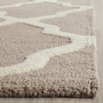 thumbnail image 3 of Safavieh Cambridge Liam Geometric Area Rug, 3 of 5