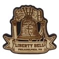 thumbnail image 2 of Liberty Cloche Philadelphia Gravée sur Bois Aimant de Frigo Souvenir Cadeau, 2 of 5