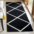 thumbnail image 1 of Safavieh Chatham Isaac Tapis Géométrique, 1 of 5
