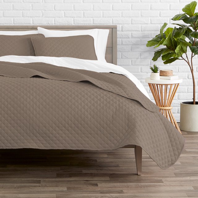 Bare Home Quilt Set - 3 Piece - Diamond Stitched Bedspread Coverlet - Full/Queen, Taupe