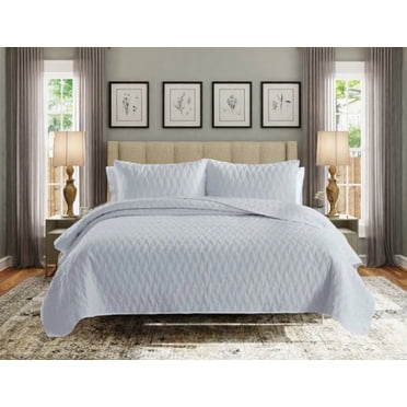 Nola Home Modern Quilt Set, Lightweight Bedspread