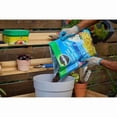 thumbnail image 3 of Miracle-Gro Moisture Control Potting Soil Mix 25L, 3 of 5