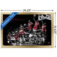 thumbnail image 2 of Michael Jordan - Voler, 2 of 4