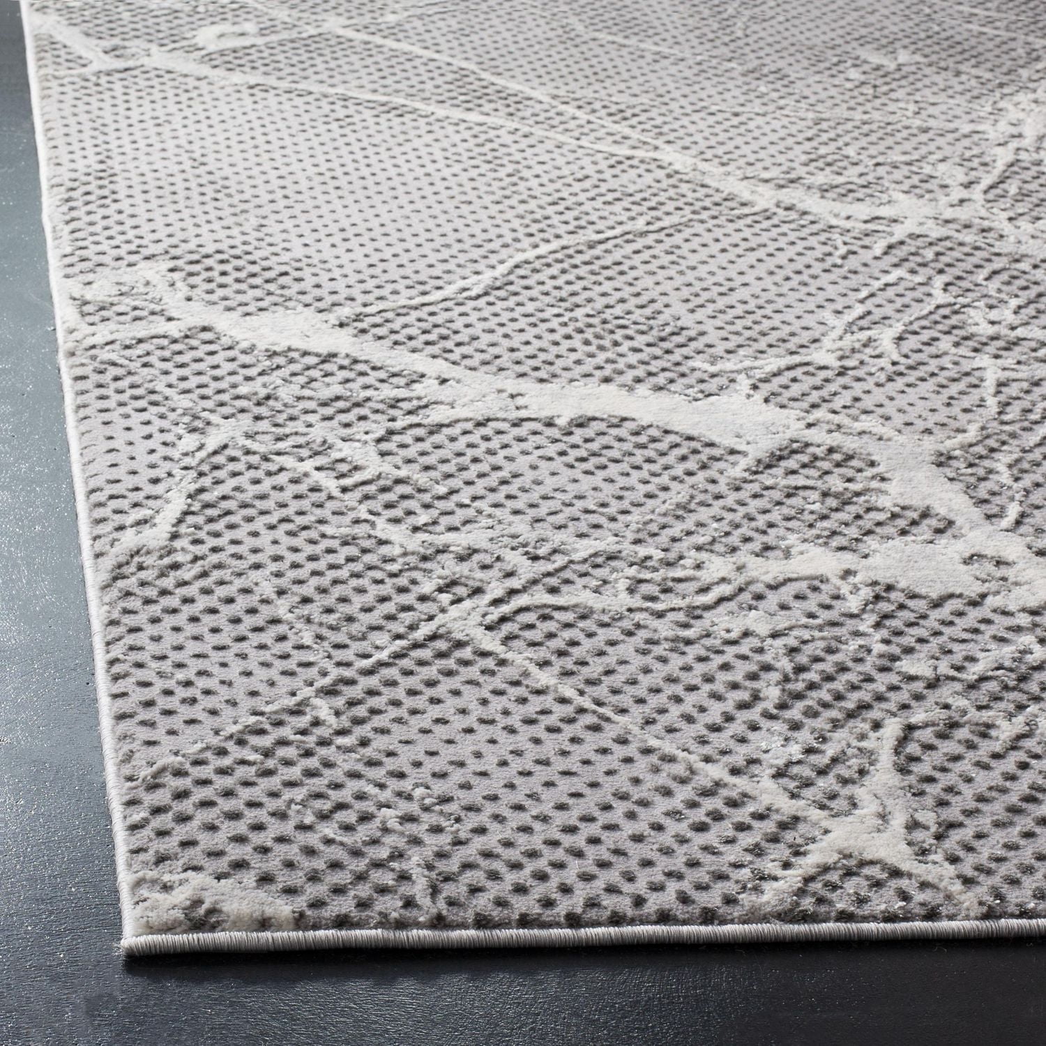 Safavieh Lurex Raschelle Abstract Area Rug