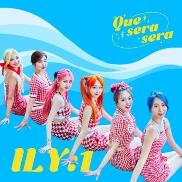 Que Sera Sera - incl. 44pg Booklet, Postcard + Photo Card