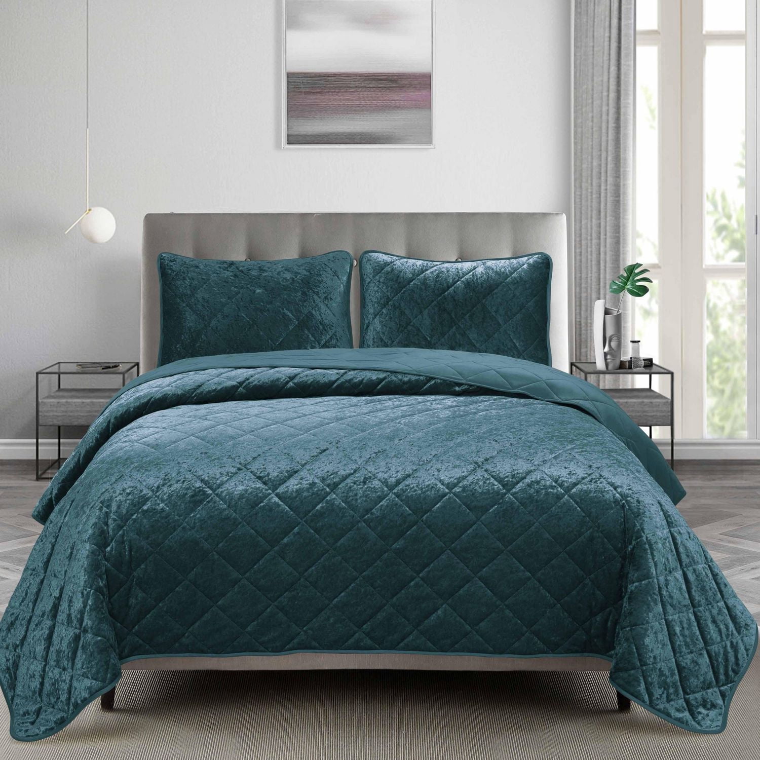 Swift Home Diamond Velvet Quilt Set