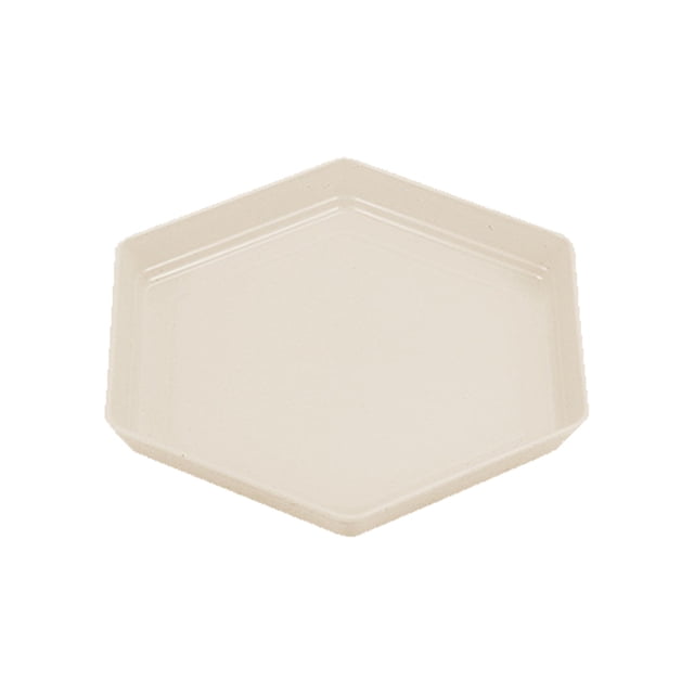 Plastic dinner plate with a hexagonal shape, measuring 6.69 x 6.69 inches. Made of lightweight, durable plastic in a white color. The plate is reusable, dishwasher and microwave safe, and resistant to temperatures ranging from -4°F to 248°F. Suitable for indoor and outdoor use, ideal for serving pasta, sandwiches, bread, or desserts. Designed for practicality and elegance, resembling ceramic plates but non-fragile.