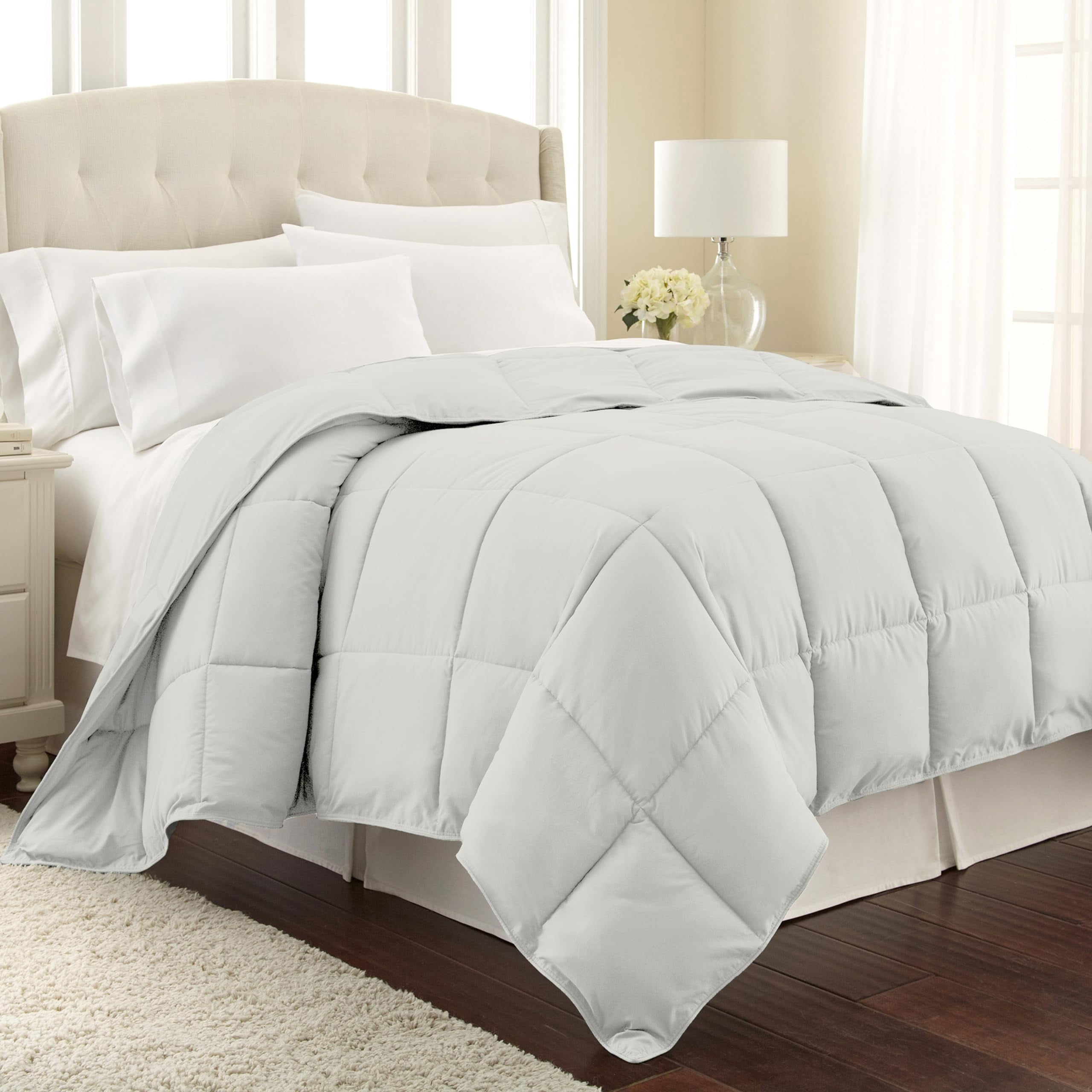 Southshore Vilano Queen Comforter Or Full Size Comforter Duvet Insert, Fluffy Down Alternative, Soft Microfiber; Light Grey To Match Your Room D Cor And Bedding; Machine Washable, Warm And Cozy