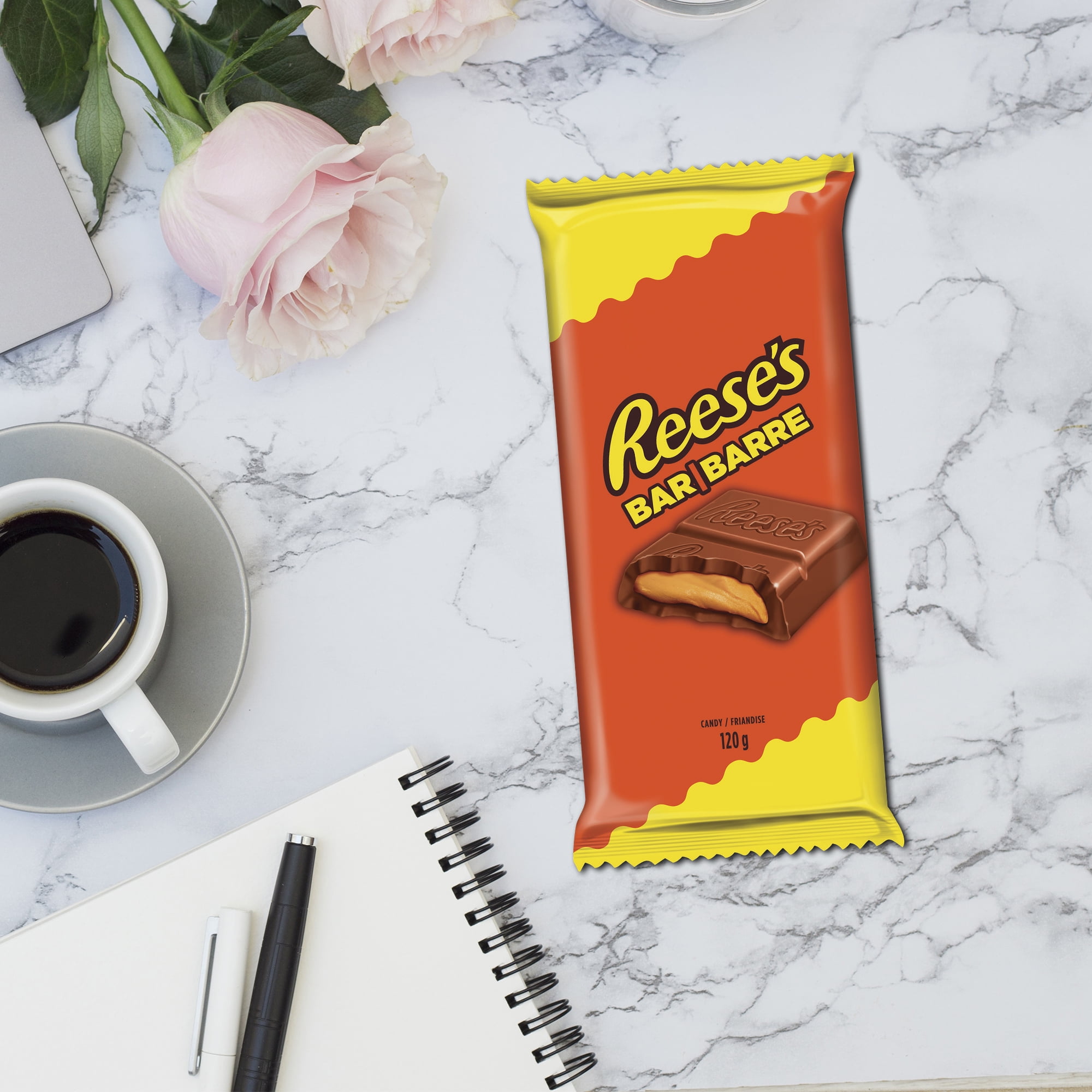 REESE'S Family Size Candy Bar, Great for sharing- Stock up now, 120g