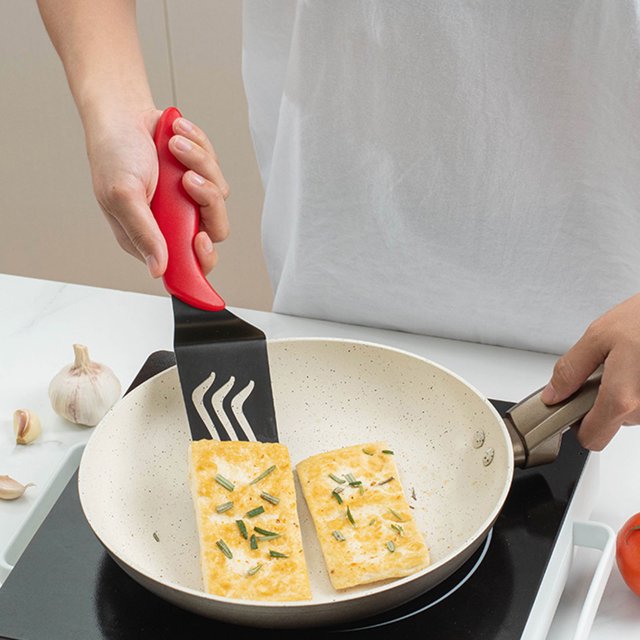 Oleegame 1PC Kitchen Utensils Set Stainless Steel Pizza Spatula Transfer Shovel Triangle Spatula Long Dish Spatula Frying Spatula Baked Pizza Transfer Tool