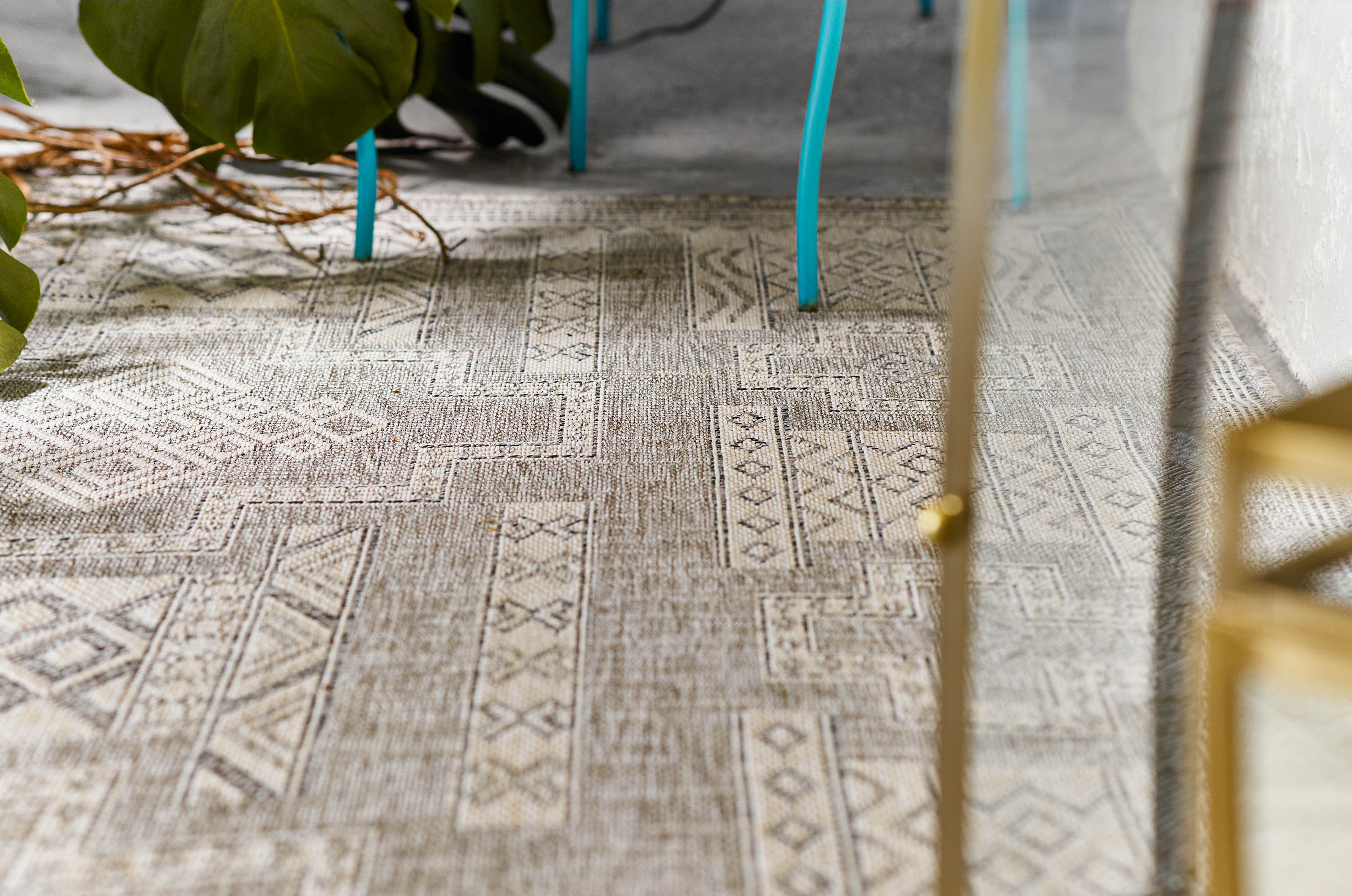 ECARPET Nyra Transitional Area Rug for Living Room, Bedroom, Dining Entrance, Hallway and More.
