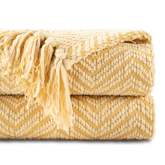 Battilo Couverture Jetée Jaune pour Canapé, Couverture Tissée en Tricot Moutarde pour Chaise, Couverture Décorative Super Douce et Chaude avec Pompons pour Lit Simple, Sofa et Salon, 60"x80 Pouces