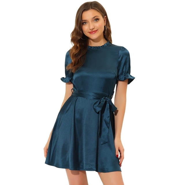 INSPIRE CHIC Robe en Satin pour Femme à Col Volanté, Manches Courtes Bouffantes, Taille à Nouer