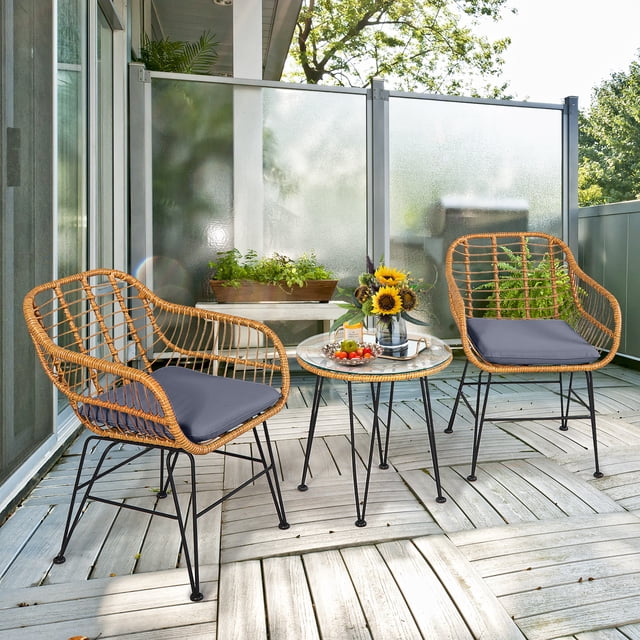 Costway Ensemble Bistro de Patio en Rotin 3 Pcs Chaise et Table Coussinées Gris