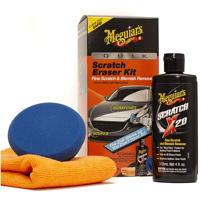 Meguiar's Trousse Efface-Rayures Rapide avec une Bouteille de 118 ml de Scratch X 2.0, Détachant Fin pour Rayures et Imperfections, Tampon Applicateur en Mousse Bleu et Serviette en Microfibre orange, Présentée dans la Boîte du Produit, Mettant en Valeur Son Utilisation pour Enlever les Rayures et Éraflures des Peintures Automobiles et Manteaux Transparents.