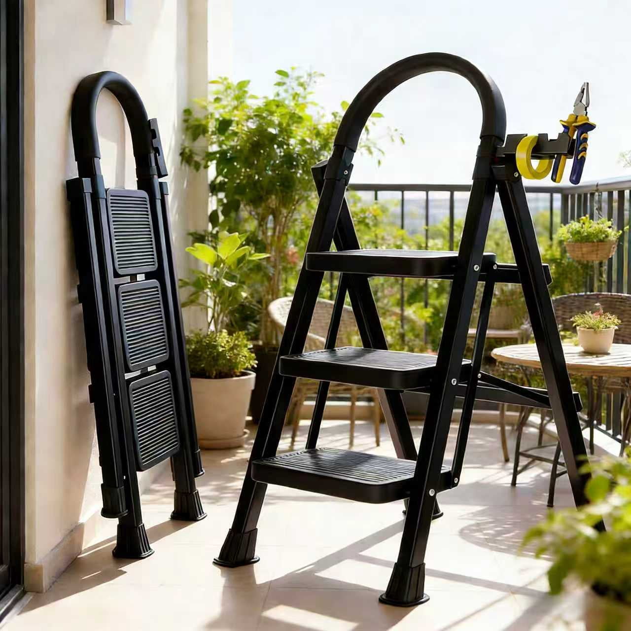 Heavy-duty 3-step portable folding ladder, supports 300 pounds, durable plastic folding ladder with non-slip steps, lightweight and easy to carry