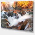 thumbnail image 2 of Cascade Probiy dans la Rivière Prut, 2 of 3