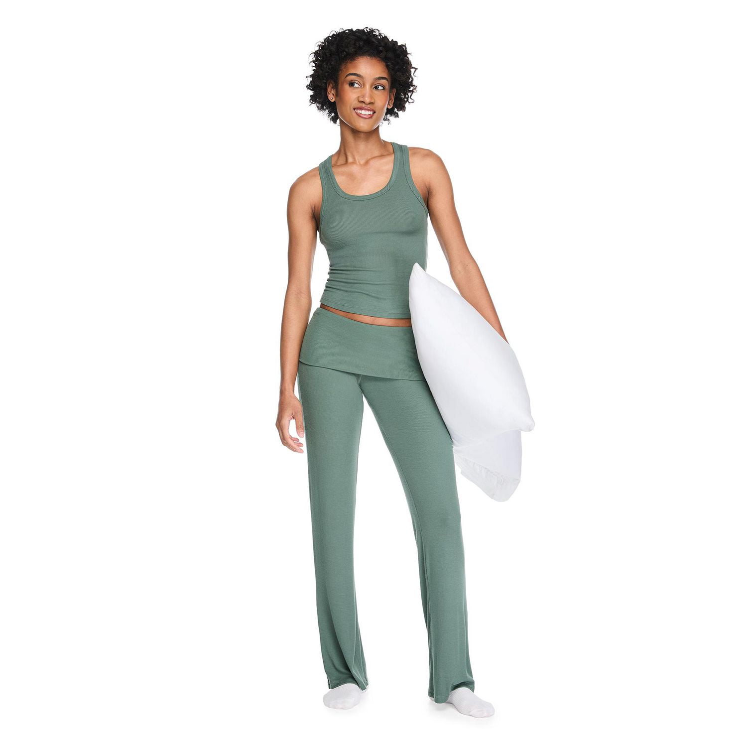 No Boundaries Women's Two Piece Pajama Set