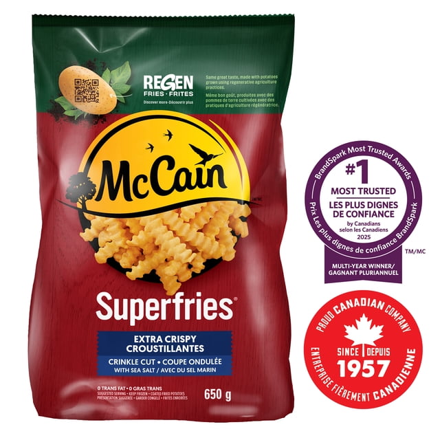 McCain® Superfries® Extra Crispy Crinkle Cut Fries 650 g bag in red and green packaging with yellow McCain logo, featuring regenerative agriculture potatoes, oven-ready frozen fries with sea salt, bilingual English-French text, and Canadian trust and heritage badges.