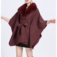 thumbnail image 2 of LinYooLi Cardigan en Fausse Fourrure pour Femmes Cape Châle Poncho d'Hiver Cape Surdimensionnée, 2 of 5