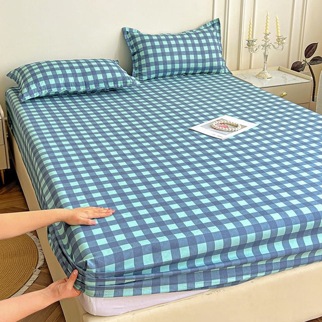 Qiopertar Non-Slip Fitted Sheet with Elastic Edge, Double Bed Mattress Protector Cover, Soft Breathable Bedding for Comfortable Sleep