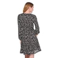 thumbnail image 3 of IYLA PL Robe Col en V, 3 of 6