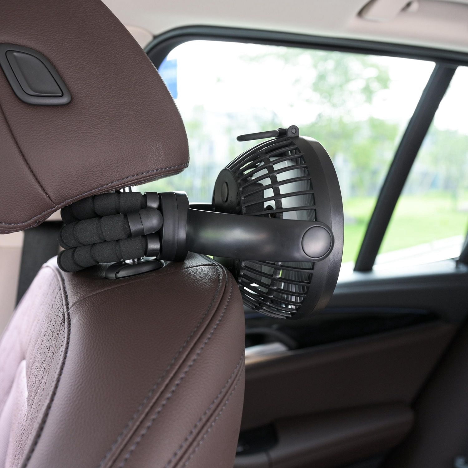 Ventilateur flexible personnel rechargeable Mainstays avec trépied réglable