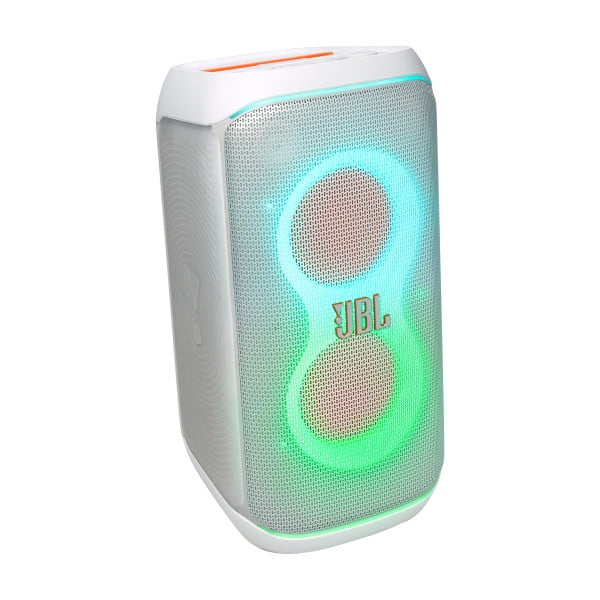 Haut-parleur de Fête Portable JBL PartyBox Boîte de Nuit 120 - Blanc, une Vue Centrée Orientée vers l'Avant du Haut-Parleur de Fête JBL PartyBox Boîte de Nuit 120 Blanc Montrant Sa Poignée Pliable, grille Texturée Anti-Éclaboussures, Entrées de Micro et de Guitare Visibles, badge Bluetooth et Étoilé, Panneaux DEL trail et strobe; Offre jusqu'à 12 Heures d'Écoute et Est Souvent Utilisé comme Moniteur DJ Portable pour de Petits Événements Extérieurs.
