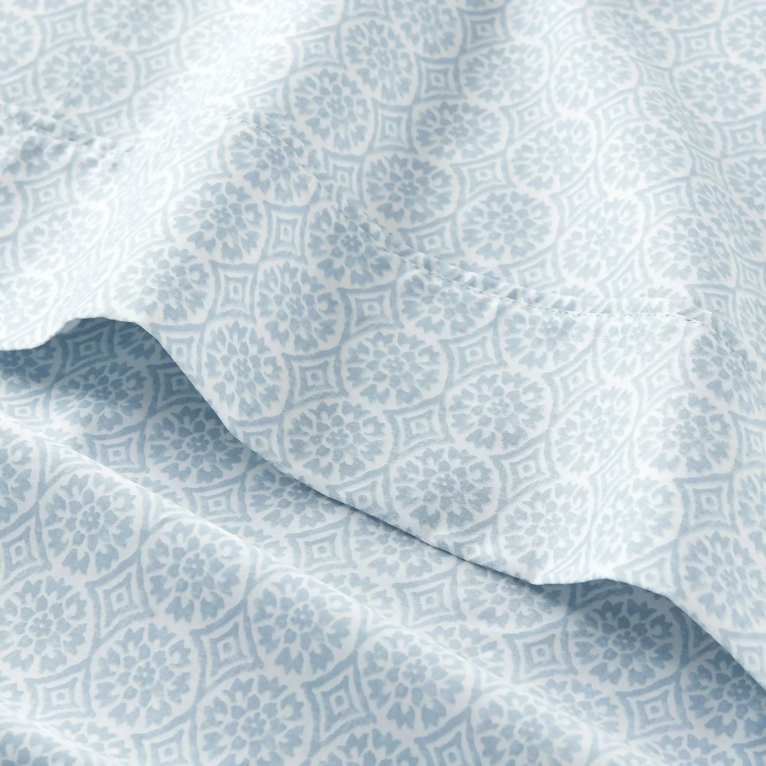 Better Homes & Gardens Ensemble de draps en satin de coton 300 fils, 4 pièces – Eau bleue Suzani, Très grand lit (King)