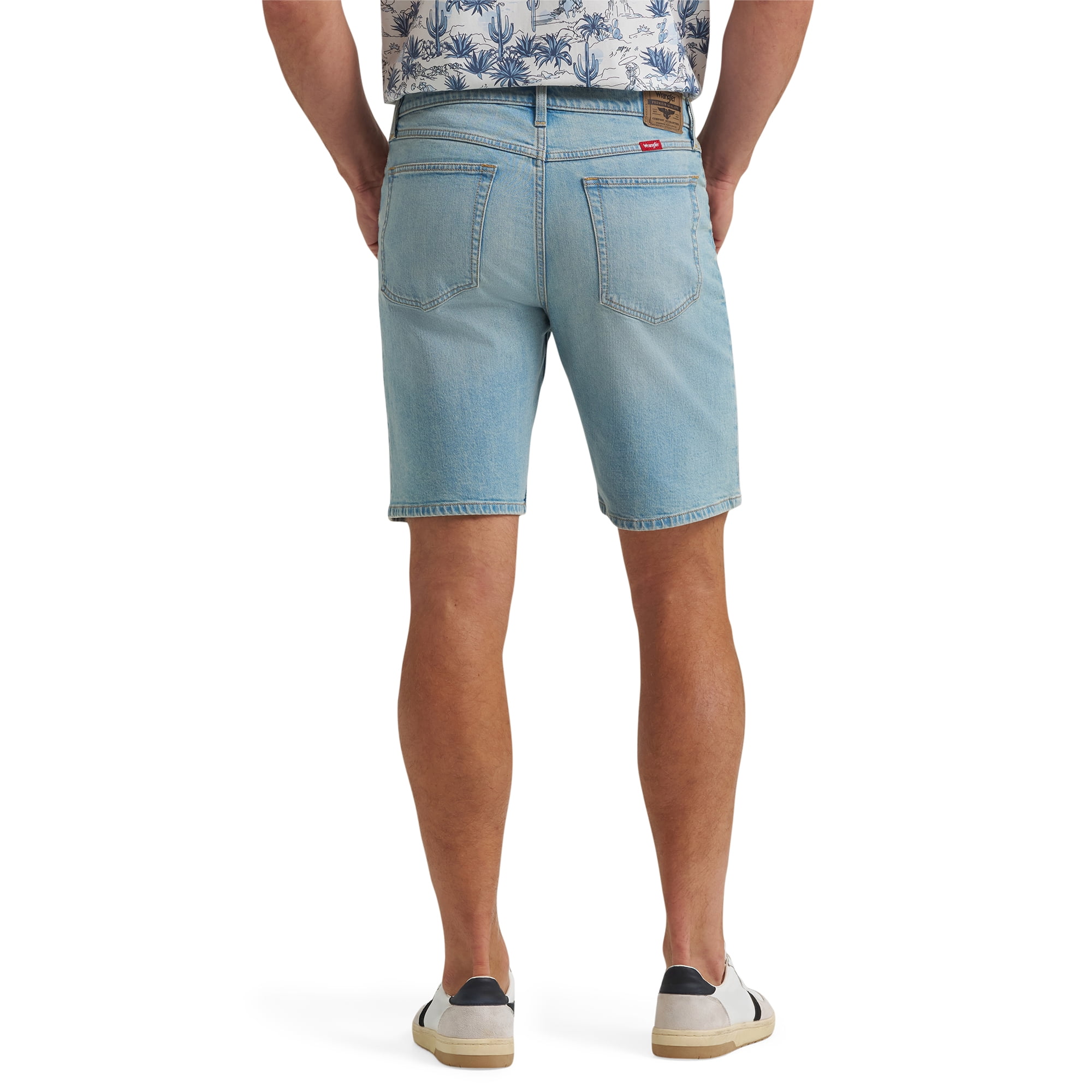Wrangler® Men's Regular Fit Five Pocket Stretch Denim Short