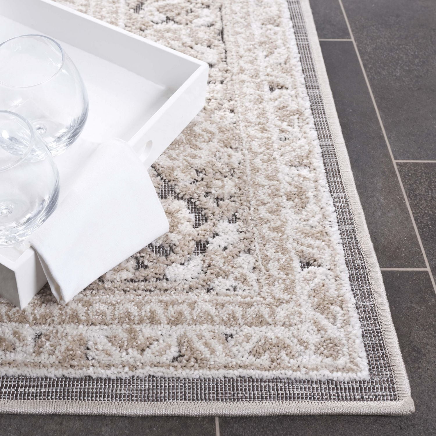 SAFAVIEH Cabana Joshua Medallion Indoor/Outdoor Area Rug
