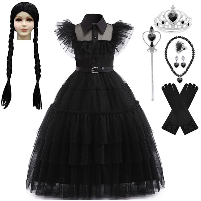 HAWEE Costume de Wednesday Addams pour Filles de 4 à 13 Ans, Comprenant une Robe Gothique vintage Noire avec Boutons à Revers, des Épaules en tulle Superposées et une Jupe Gâteau à Plusieurs Couches. Comprend une Ceinture en Cuir PU pour une Taille Ajustée, des Gants Noirs, une Perruque Tressée, un Diadème Argenté, une Baguette et un Ensemble de Bijoux en Forme de Cœur. Idéal pour l'Halloween, le cosplay, les Fêtes et les Déguisements.