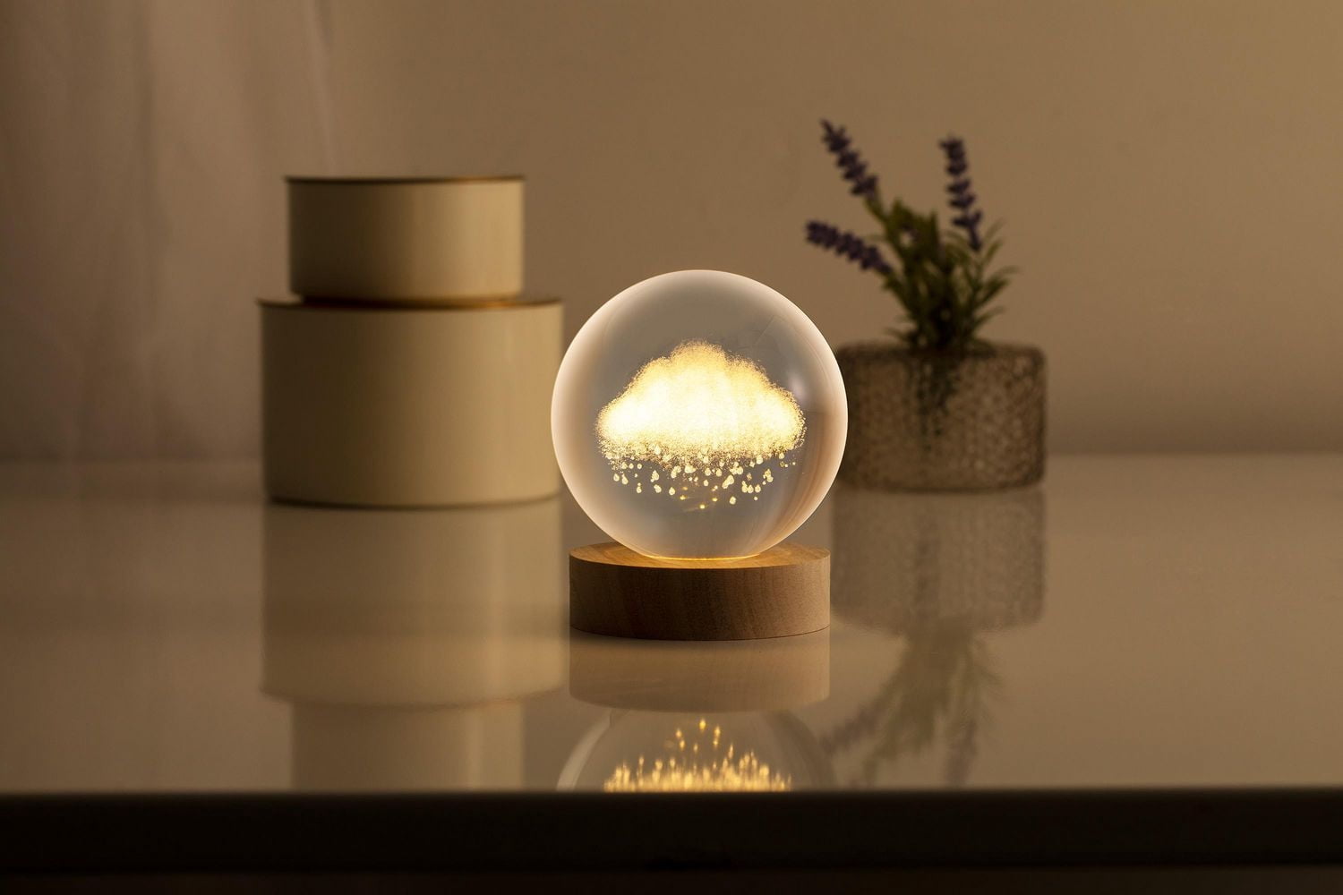Merkury Innovations 3.15 inch diameter 3D Floating Cloud Crystal Orb Light, 1-pack