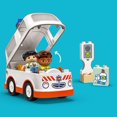 thumbnail image 2 of LEGO DUPLO Town Ambulance et chauffeur 10447 Ensemble de construction (19 pièces), 2 of 6