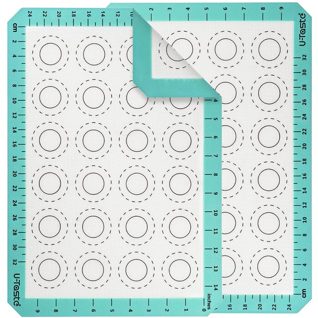 U-Taste Tapis de Cuisson en Silicone Résistant à la Chaleur pour Macarons, Feuille de Cuisson Réutilisable Antiadhésive pour Biscuits avec Mesure de Cercle de Renforcement des Bords (Taille Demi-Feuilles, Lot de 2, Aqua Sky)