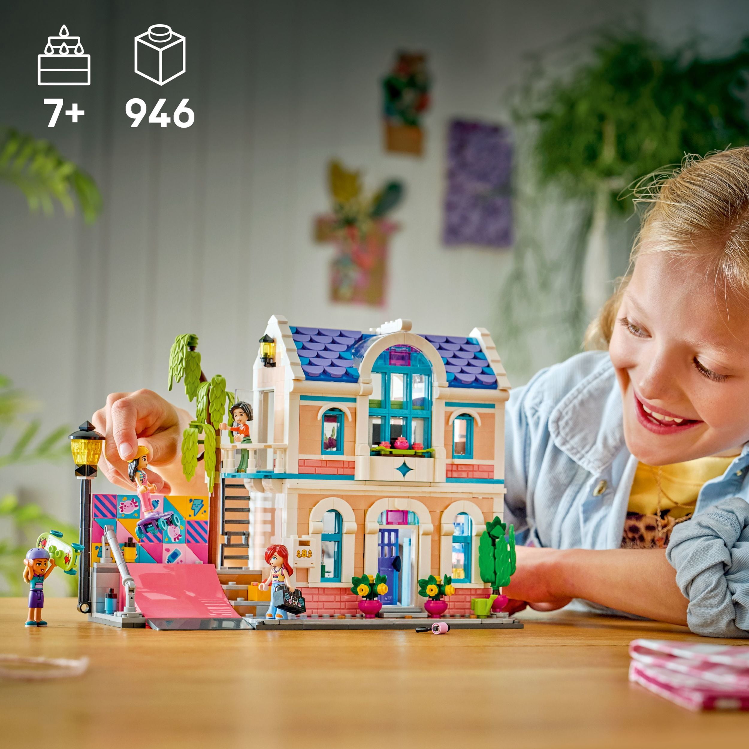 LEGO Friends La Maison de la Famille de Liann – Jouet de Construction – 42687