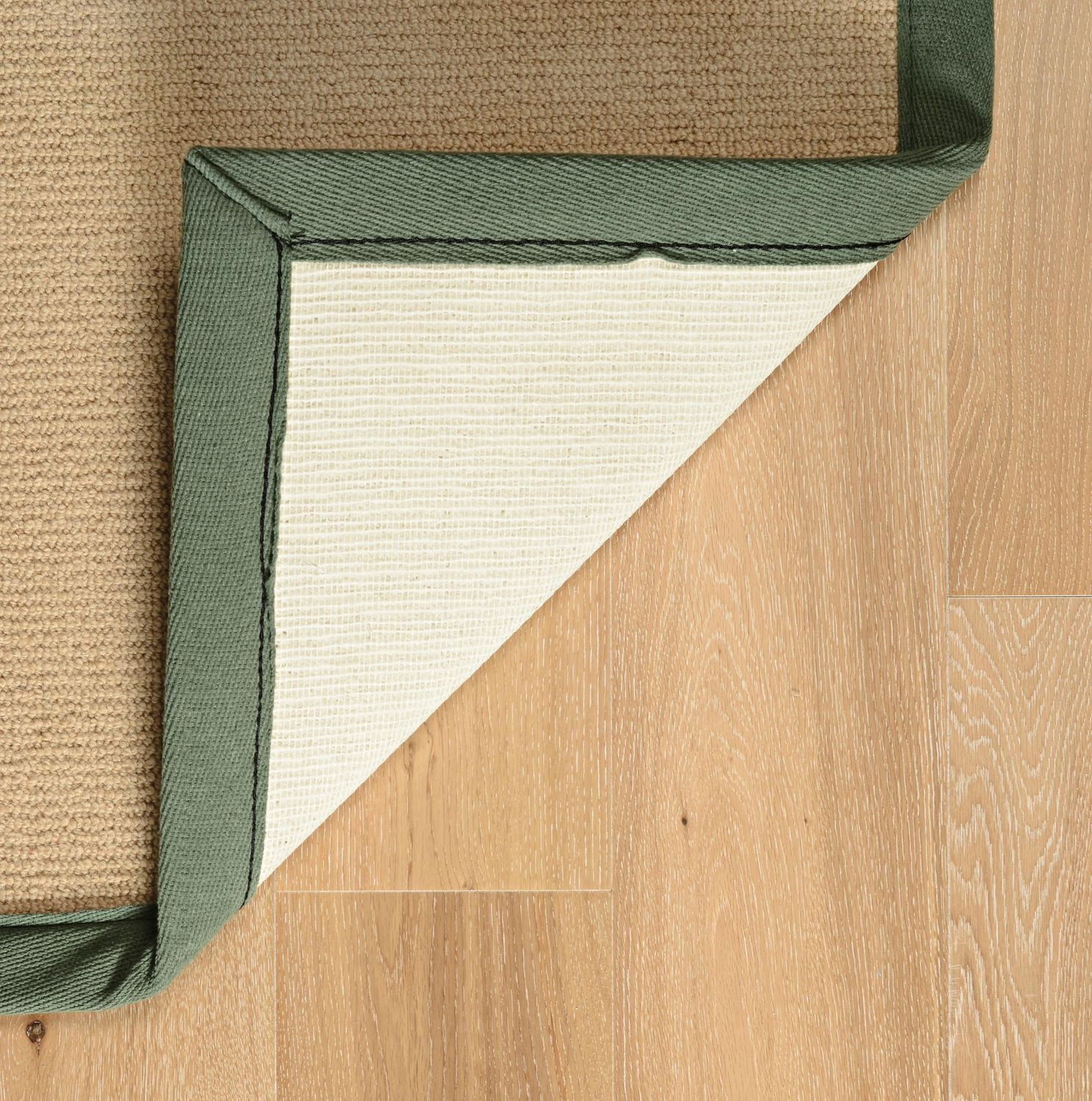 Tapis de couloir Athena sisal et vert 2 pi 6 po x 8 pi